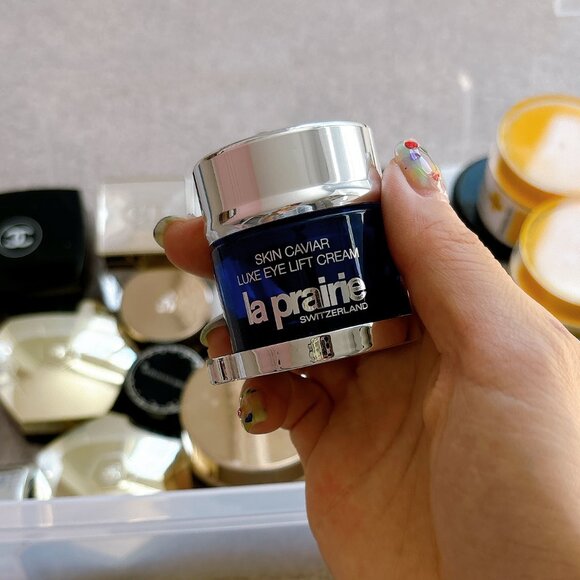 EMPTY COSMETICS CASES, BOTTLES, BOXES, ETC. PRICE FOR ALL - Picture 11 of 15